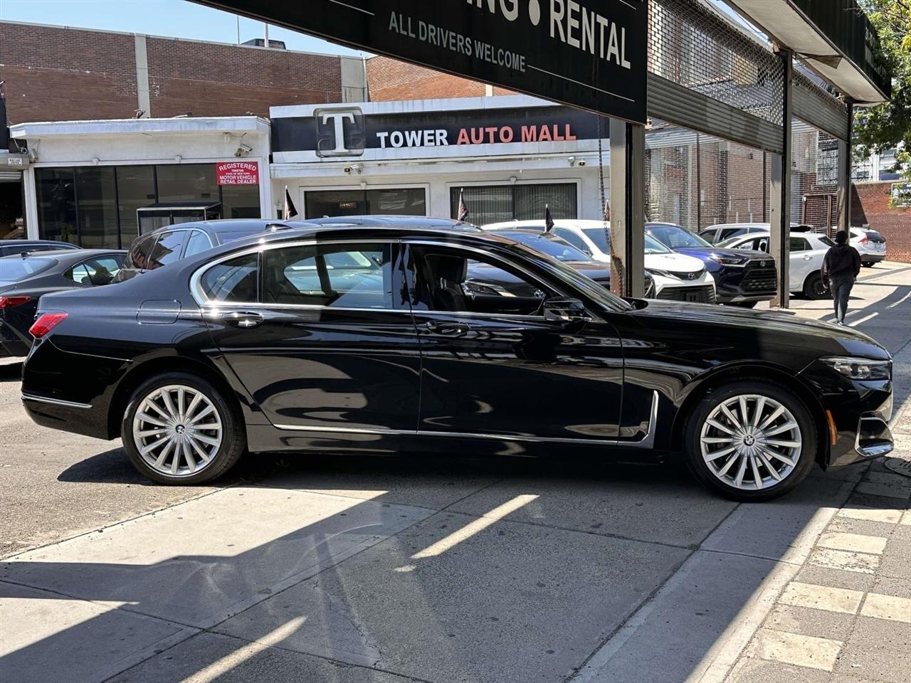 bmw 7 series 2022 WBA7T4C01NCH70335 image